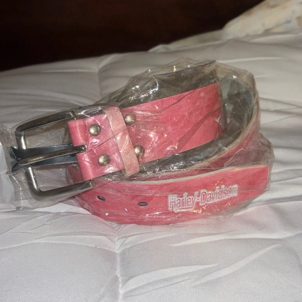 Harley-Davidson Coral Pink Leather Belt with White Logo appr. 36” long NWT